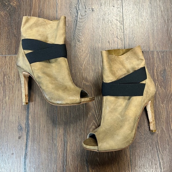 Vero Cuoio open toed heeled bootie SZ 7 - Picture 2 of 7